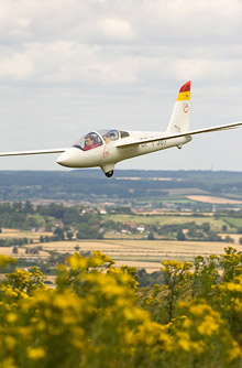 Airworld 'Fox' Fast Fly-By (c) Mike Shellim